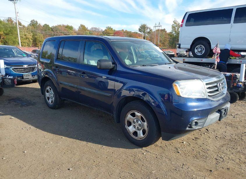 2014 Honda Pilot LX (VIN 5FNYF4H28EB018107) main photo