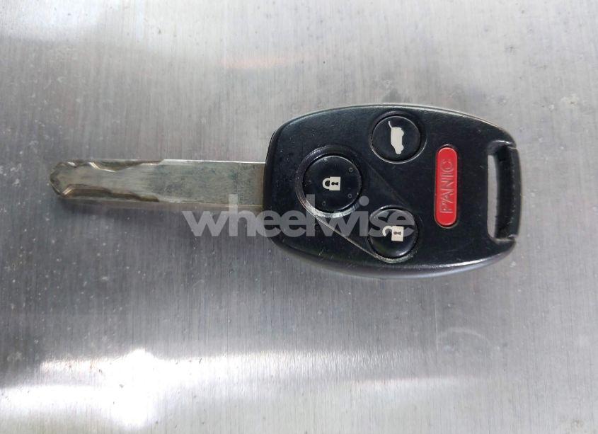 Photo 11 of 2011 Honda Pilot LX (VIN 5FNYF4H29BB069563)