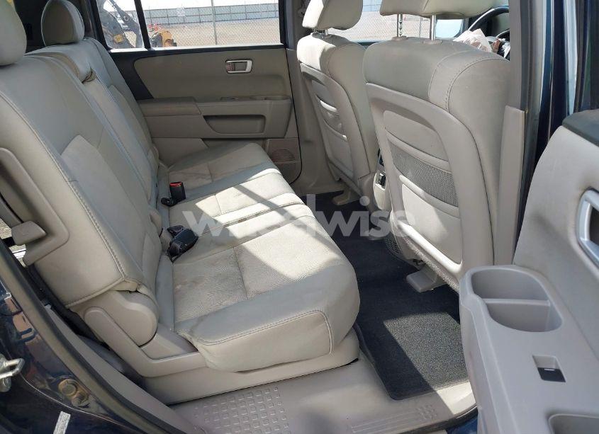 Photo 8 of 2011 Honda Pilot LX (VIN 5FNYF4H29BB069563)