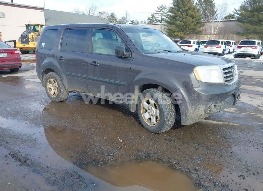 2012 Honda Pilot LX (VIN 5FNYF4H29CB005976) main photo