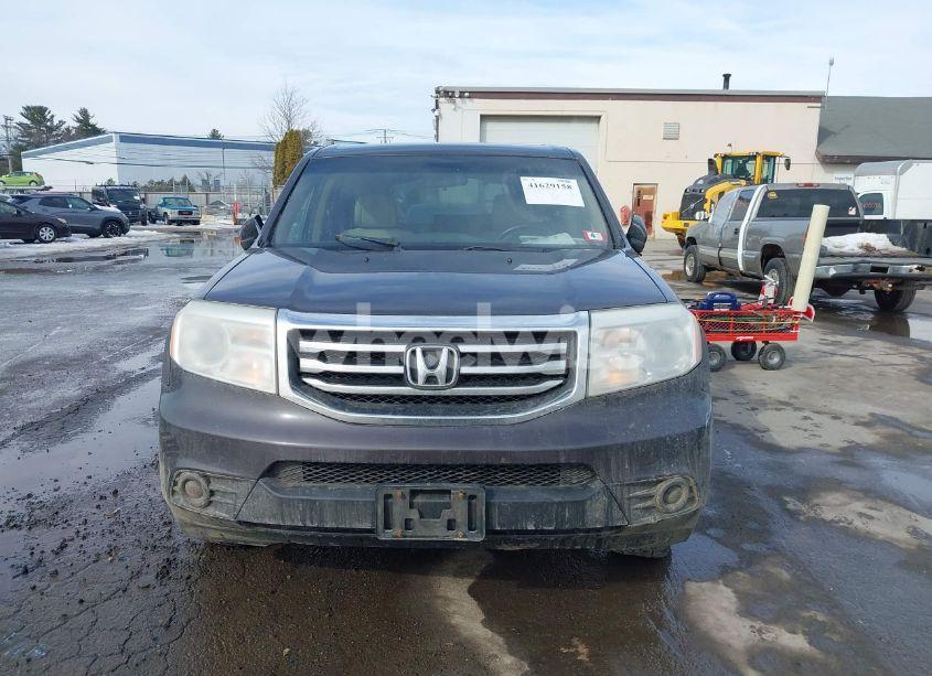 Photo 12 of 2012 Honda Pilot LX (VIN 5FNYF4H29CB005976)