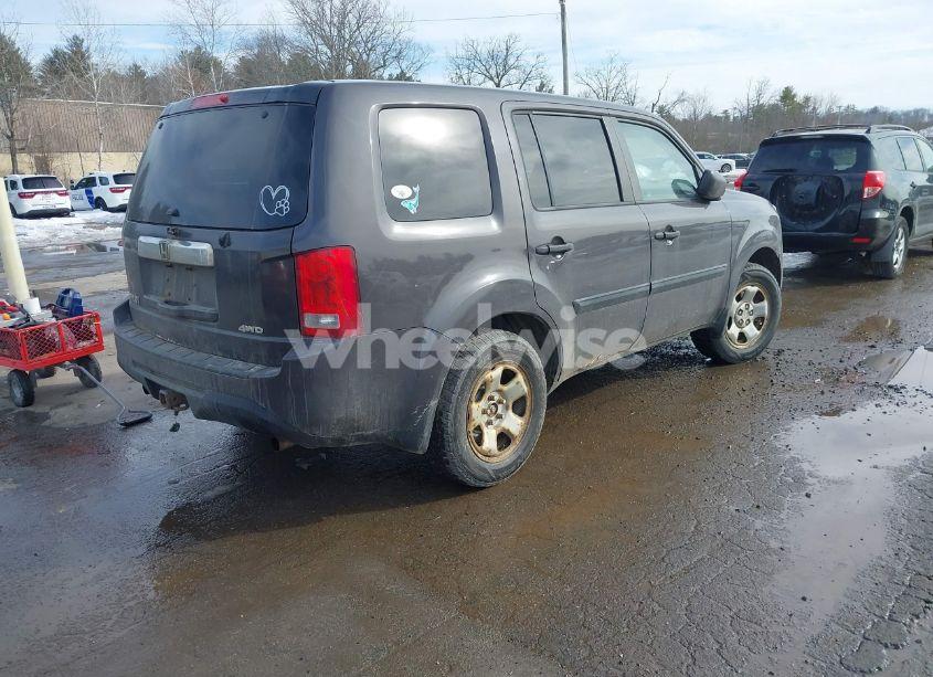 Photo 4 of 2012 Honda Pilot LX (VIN 5FNYF4H29CB005976)