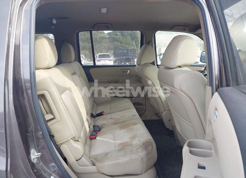 Photo 8 of 2012 Honda Pilot LX (VIN 5FNYF4H29CB005976)