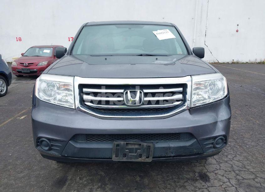 Photo 12 of 2015 Honda Pilot LX (VIN 5FNYF4H29FB026136)