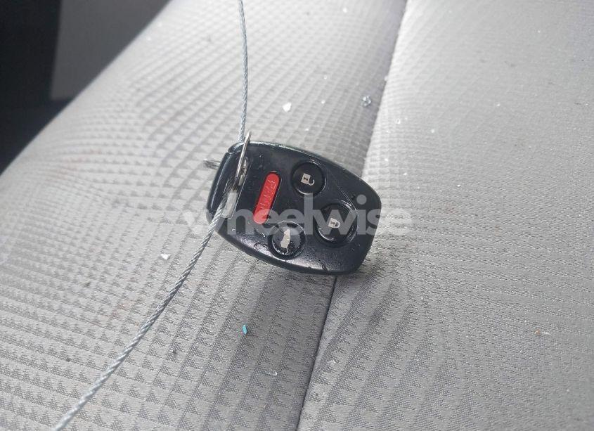 Photo 11 of 2015 Honda Pilot LX (VIN 5FNYF4H29FB031031)