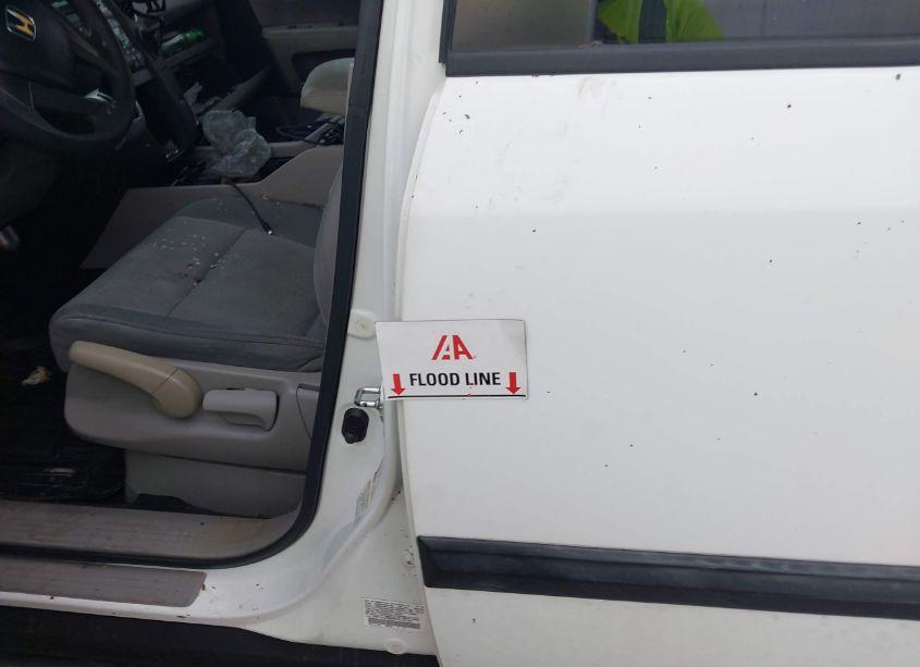 Photo 6 of 2011 Honda Pilot LX (VIN 5FNYF4H2XBB029783)