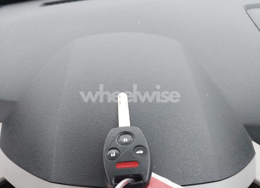 Photo 11 of 2014 Honda Pilot LX (VIN 5FNYF4H2XEB004614)