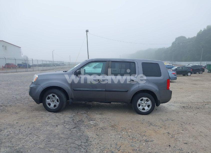 Photo 14 of 2014 Honda Pilot LX (VIN 5FNYF4H2XEB004614)