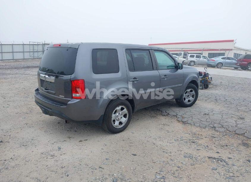 Photo 4 of 2014 Honda Pilot LX (VIN 5FNYF4H2XEB004614)