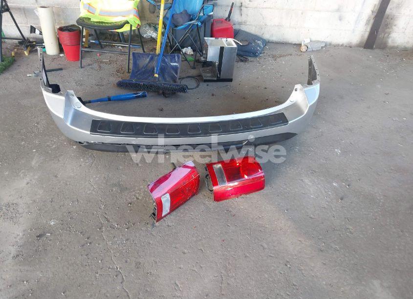 Photo 12 of 2015 Honda Pilot LX (VIN 5FNYF4H2XFB013573)