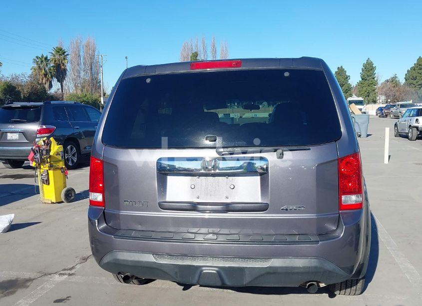 Photo 17 of 2015 Honda Pilot LX (VIN 5FNYF4H2XFB016635)