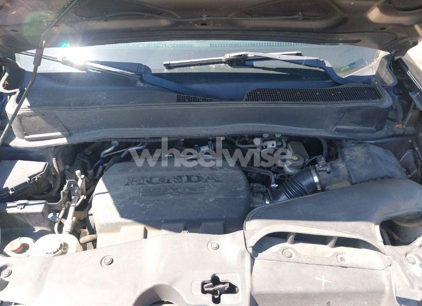 Photo 10 of 2015 Honda Pilot SE (VIN 5FNYF4H32FB032255)