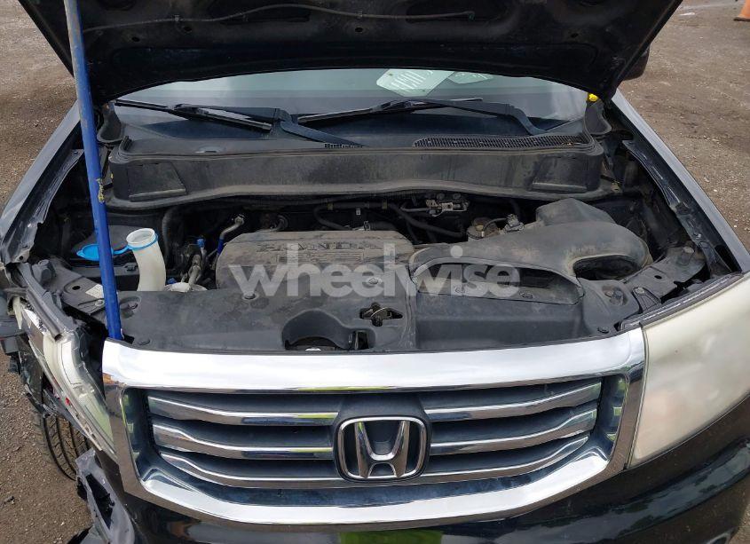Photo 10 of 2015 Honda Pilot SE (VIN 5FNYF4H34FB076354)