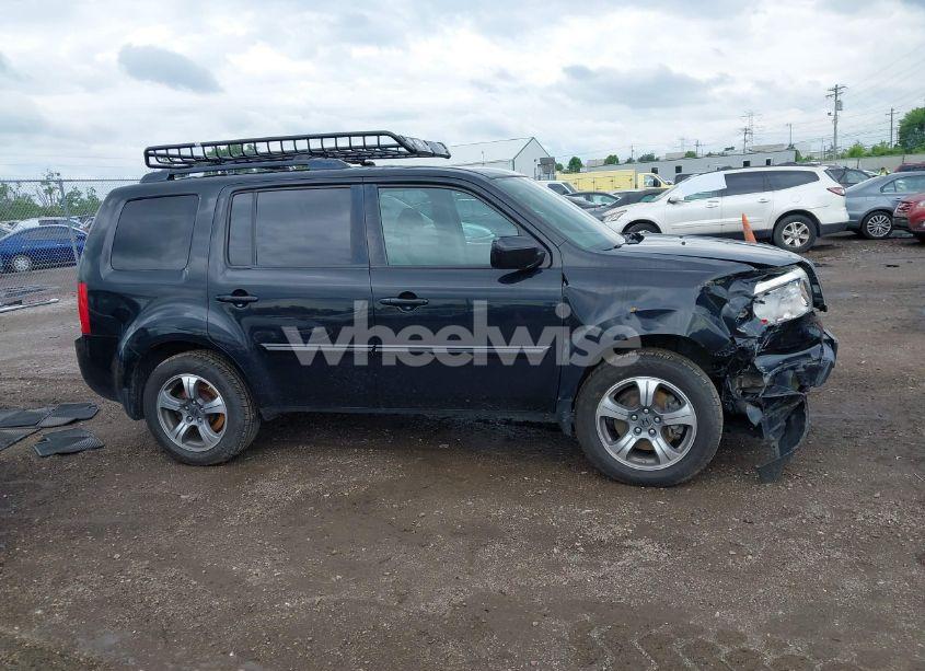 Photo 13 of 2015 Honda Pilot SE (VIN 5FNYF4H34FB076354)
