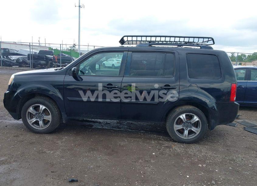 Photo 14 of 2015 Honda Pilot SE (VIN 5FNYF4H34FB076354)