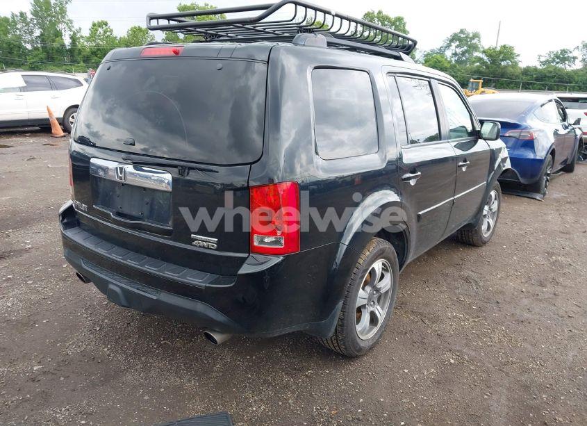 Photo 4 of 2015 Honda Pilot SE (VIN 5FNYF4H34FB076354)