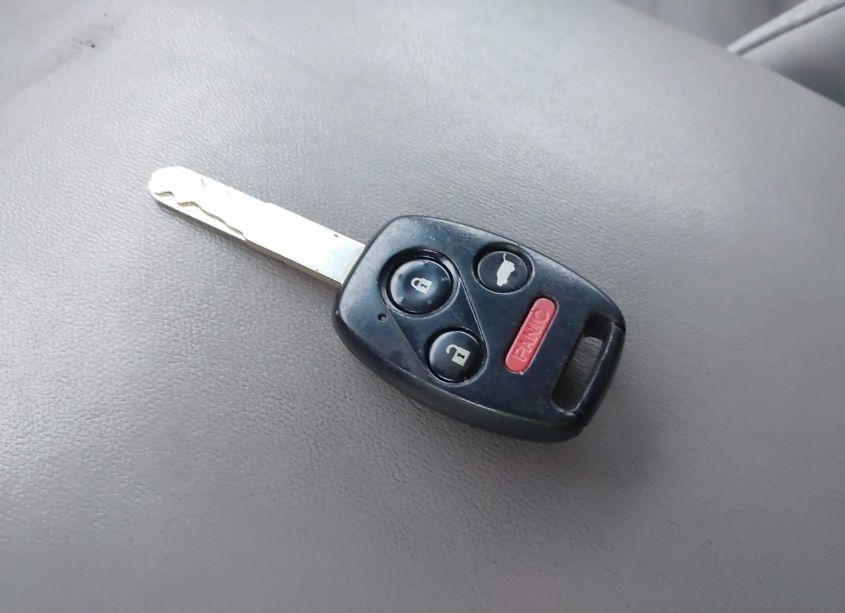 Photo 11 of 2015 Honda Pilot SE (VIN 5FNYF4H35FB074936)