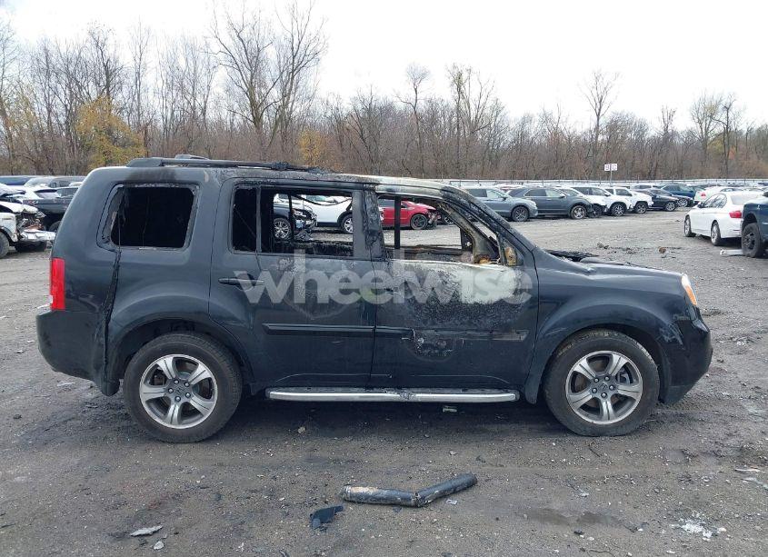 Photo 13 of 2015 Honda Pilot SE (VIN 5FNYF4H38FB074459)