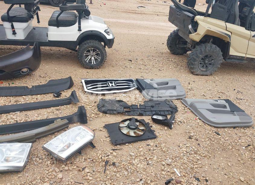 Photo 18 of 2015 Honda Pilot SE (VIN 5FNYF4H39FB055130)