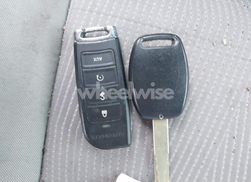 Photo 11 of 2015 Honda Pilot SE (VIN 5FNYF4H3XFB074589)