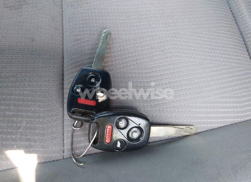 Photo 11 of 2012 Honda Pilot EX (VIN 5FNYF4H40CB017922)