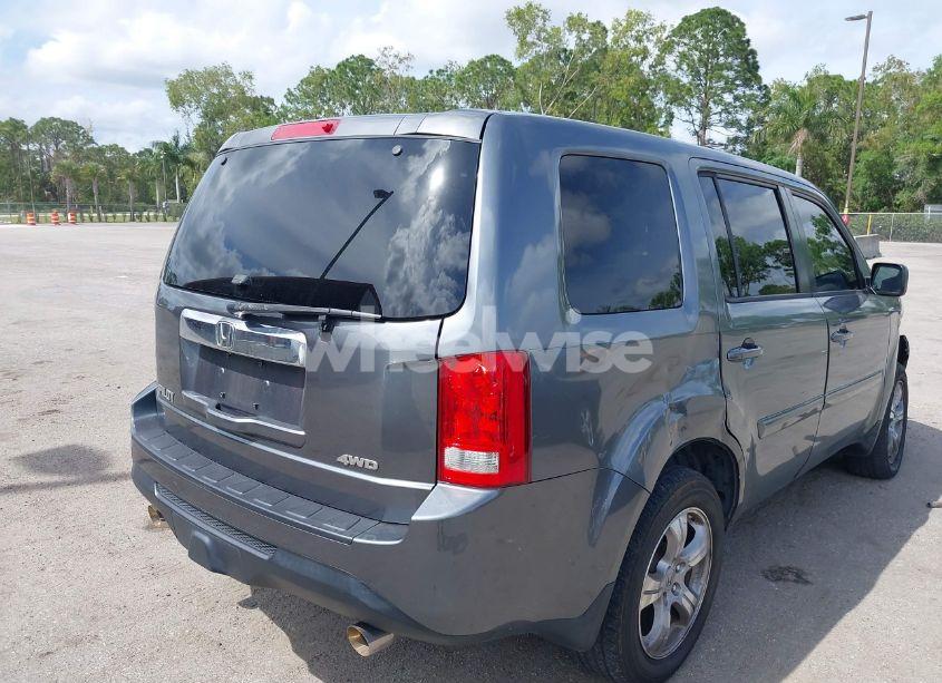 Photo 4 of 2013 Honda Pilot EX (VIN 5FNYF4H40DB019588)