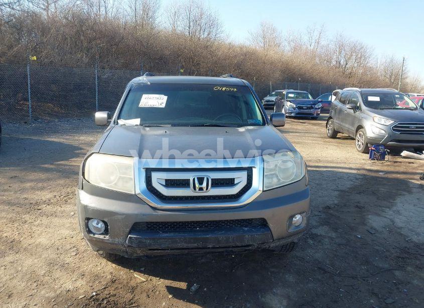 Photo 12 of 2010 Honda Pilot EX (VIN 5FNYF4H42AB018597)