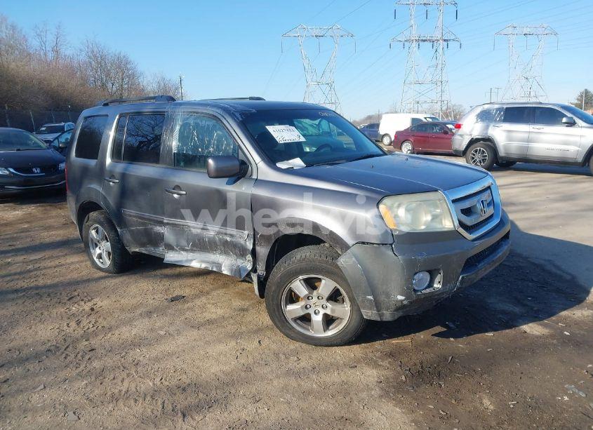 Photo 6 of 2010 Honda Pilot EX (VIN 5FNYF4H42AB018597)