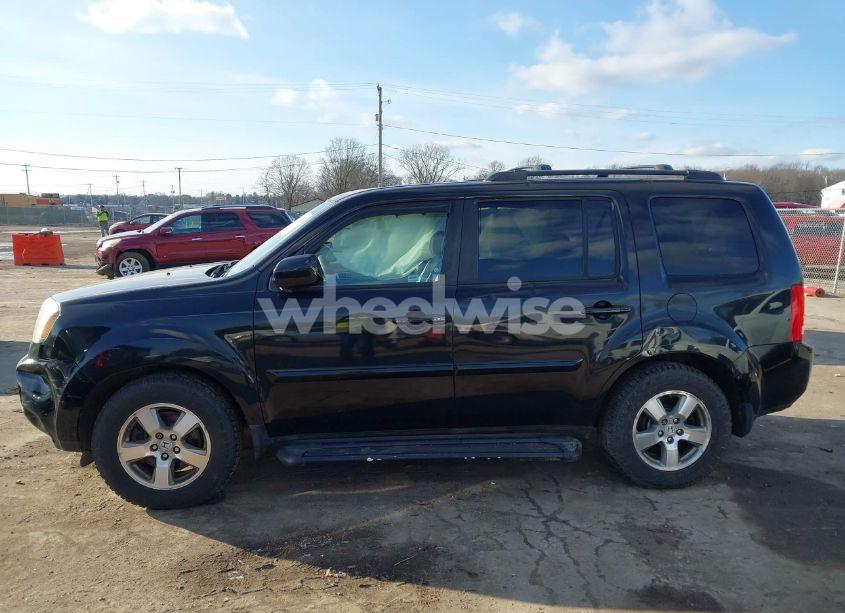 Photo 14 of 2011 Honda Pilot EX (VIN 5FNYF4H42BB074895)