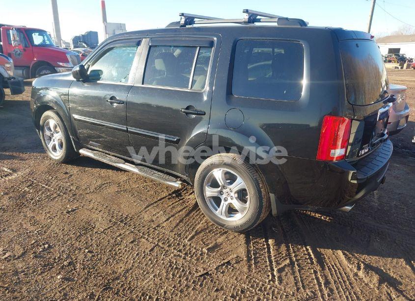Photo 3 of 2012 Honda Pilot EX (VIN 5FNYF4H42CB009000)