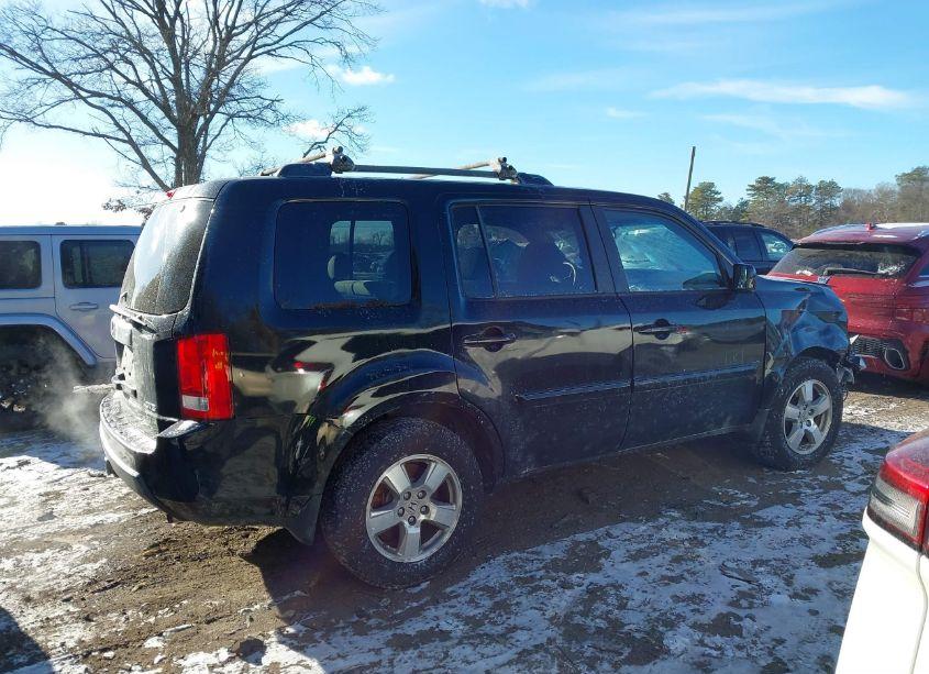 Photo 13 of 2011 Honda Pilot EX (VIN 5FNYF4H43BB037564)