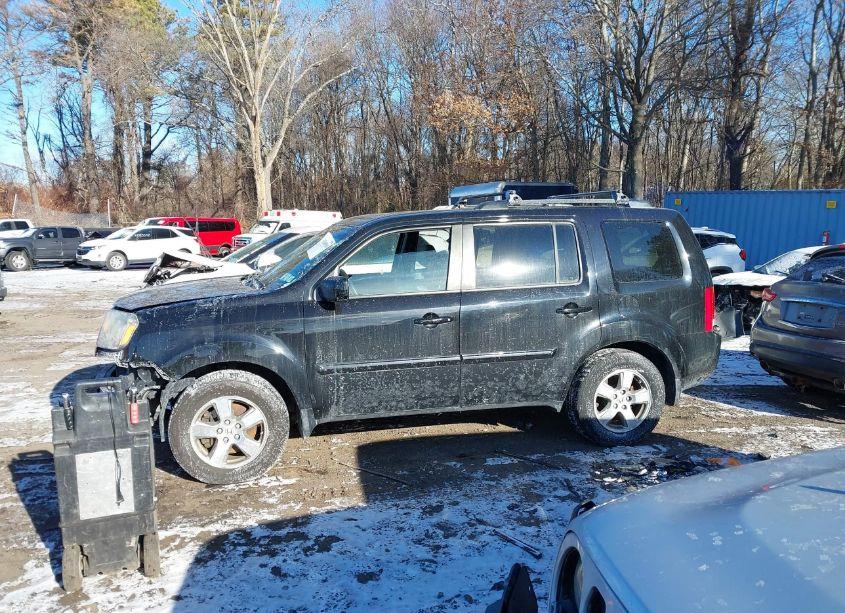 Photo 14 of 2011 Honda Pilot EX (VIN 5FNYF4H43BB037564)