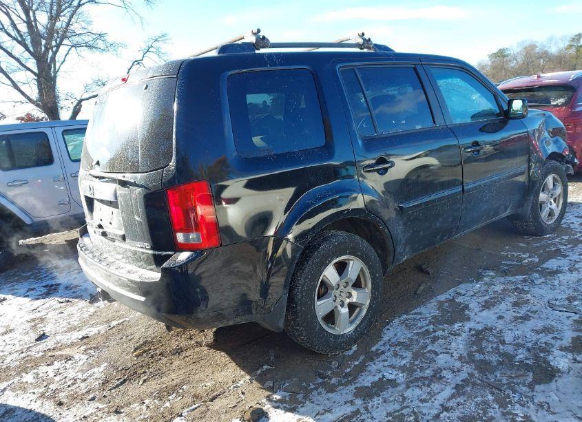 Photo 4 of 2011 Honda Pilot EX (VIN 5FNYF4H43BB037564)