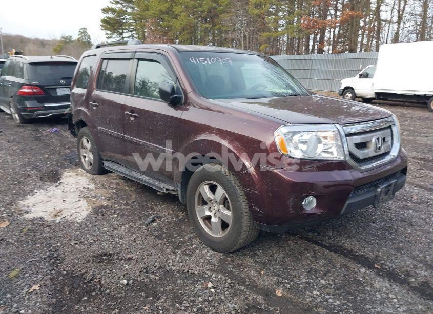 2011 Honda Pilot EX (VIN 5FNYF4H43BB064876) main photo