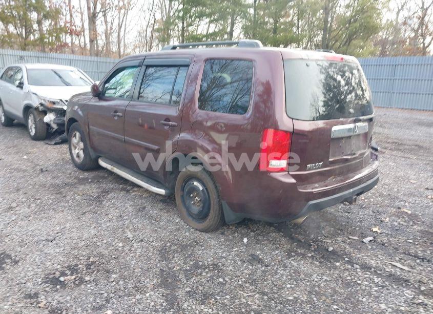 Photo 3 of 2011 Honda Pilot EX (VIN 5FNYF4H43BB064876)