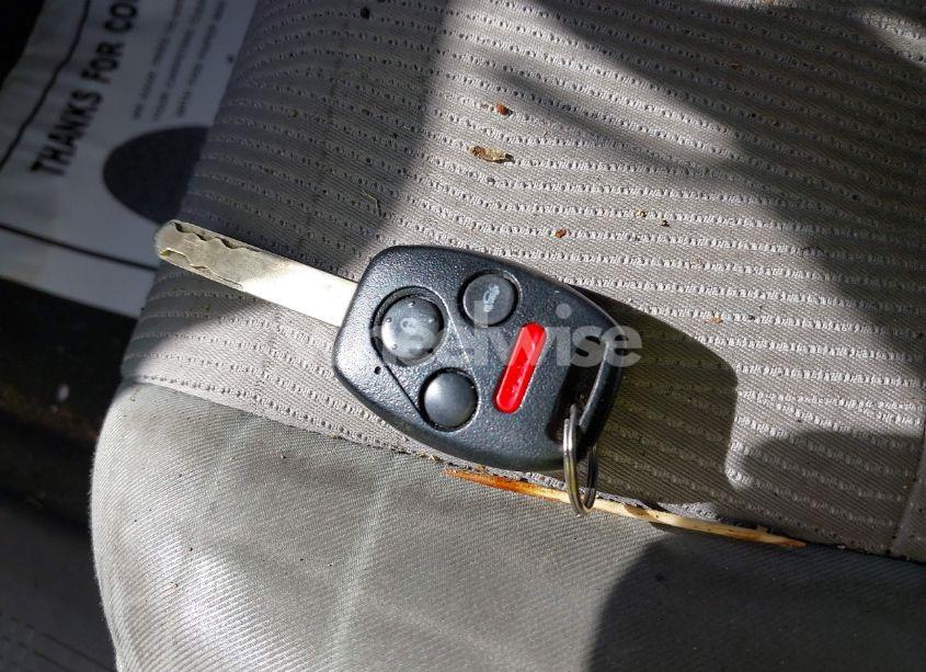 Photo 11 of 2011 Honda Pilot EX (VIN 5FNYF4H43BB072993)