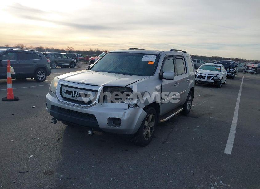 Photo 6 of 2011 Honda Pilot EX (VIN 5FNYF4H43BB085680)