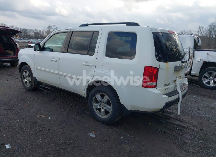 Photo 3 of 2011 Honda Pilot EX (VIN 5FNYF4H43BB088210)