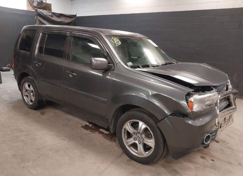 2014 Honda Pilot EX (VIN 5FNYF4H43EB053686) main photo