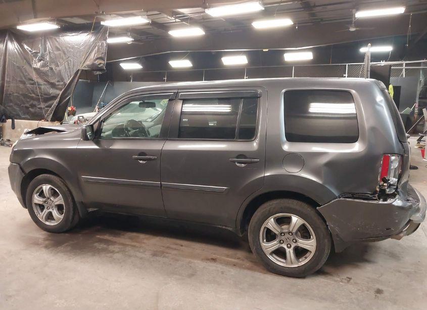 Photo 14 of 2014 Honda Pilot EX (VIN 5FNYF4H43EB053686)