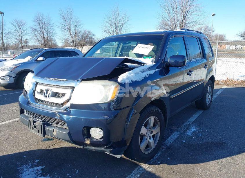 Photo 2 of 2011 Honda Pilot EX (VIN 5FNYF4H44BB045107)