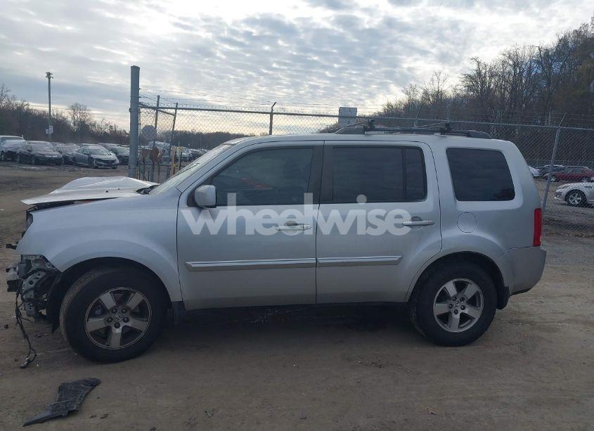 Photo 14 of 2011 Honda Pilot EX (VIN 5FNYF4H44BB079757)