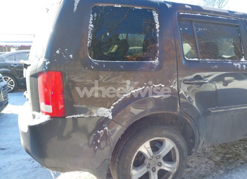 Photo 21 of 2012 Honda Pilot EX (VIN 5FNYF4H44CB008754)