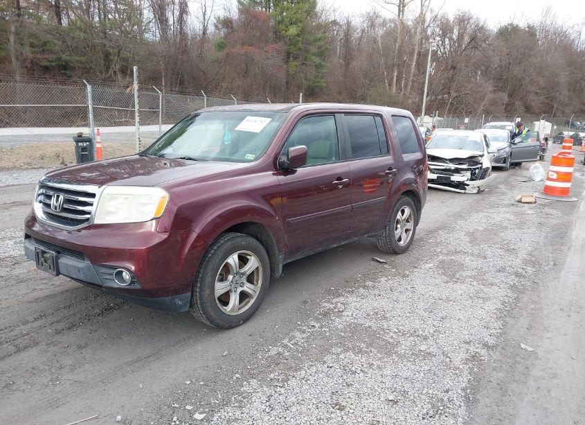 Photo 2 of 2012 Honda Pilot EX (VIN 5FNYF4H44CB034836)
