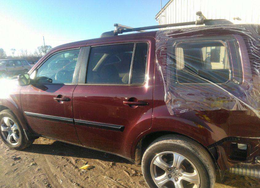 Photo 15 of 2014 Honda Pilot EX (VIN 5FNYF4H44EB014122)