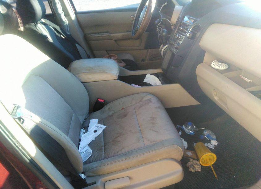 Photo 5 of 2014 Honda Pilot EX (VIN 5FNYF4H44EB014122)