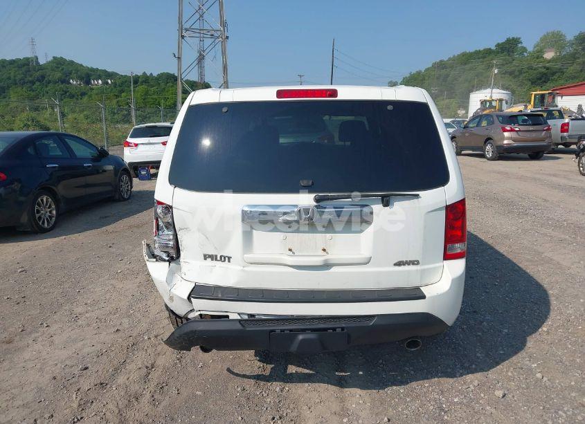 Photo 16 of 2015 Honda Pilot EX (VIN 5FNYF4H44FB072491)