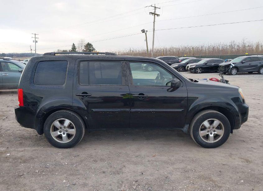 Photo 13 of 2011 Honda Pilot EX (VIN 5FNYF4H45BB057914)