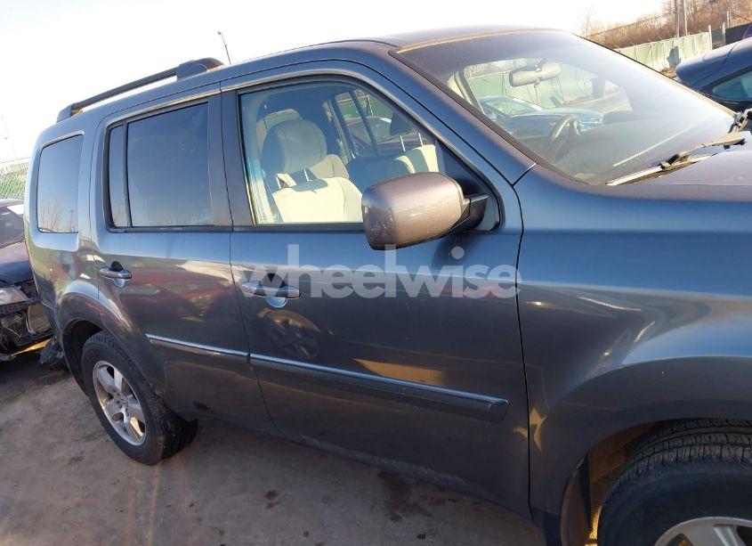 Photo 14 of 2011 Honda Pilot EX (VIN 5FNYF4H45BB093957)