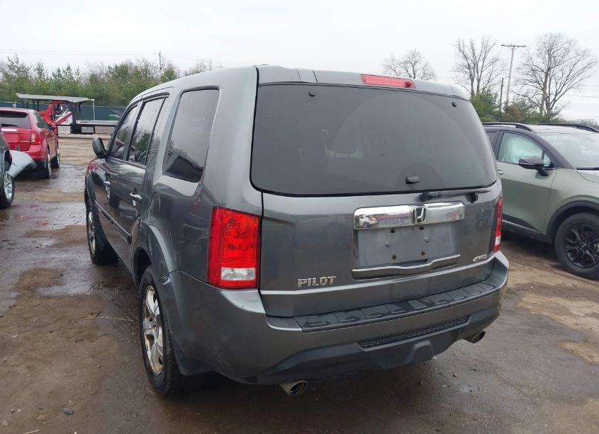 Photo 3 of 2012 Honda Pilot EX (VIN 5FNYF4H45CB028222)